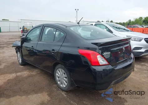 2018 Nissan Versa 1.6 S+ из США, поврежденный, VIN 3N1CN7AP4JL853401